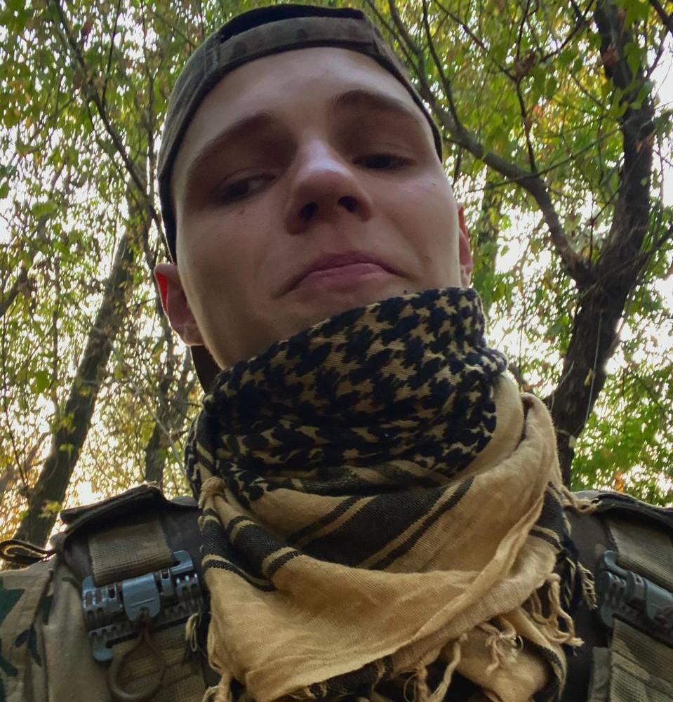 На фронті загинув 20-річний бердянець Денис Заживіхін
