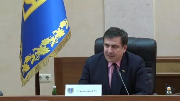 Саакашвили уволит половину чиновников