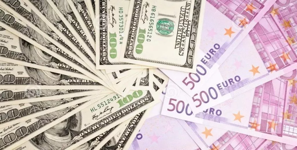 Украинцам планируют с февраля 2019 года разрешить покупку валюты онлайн